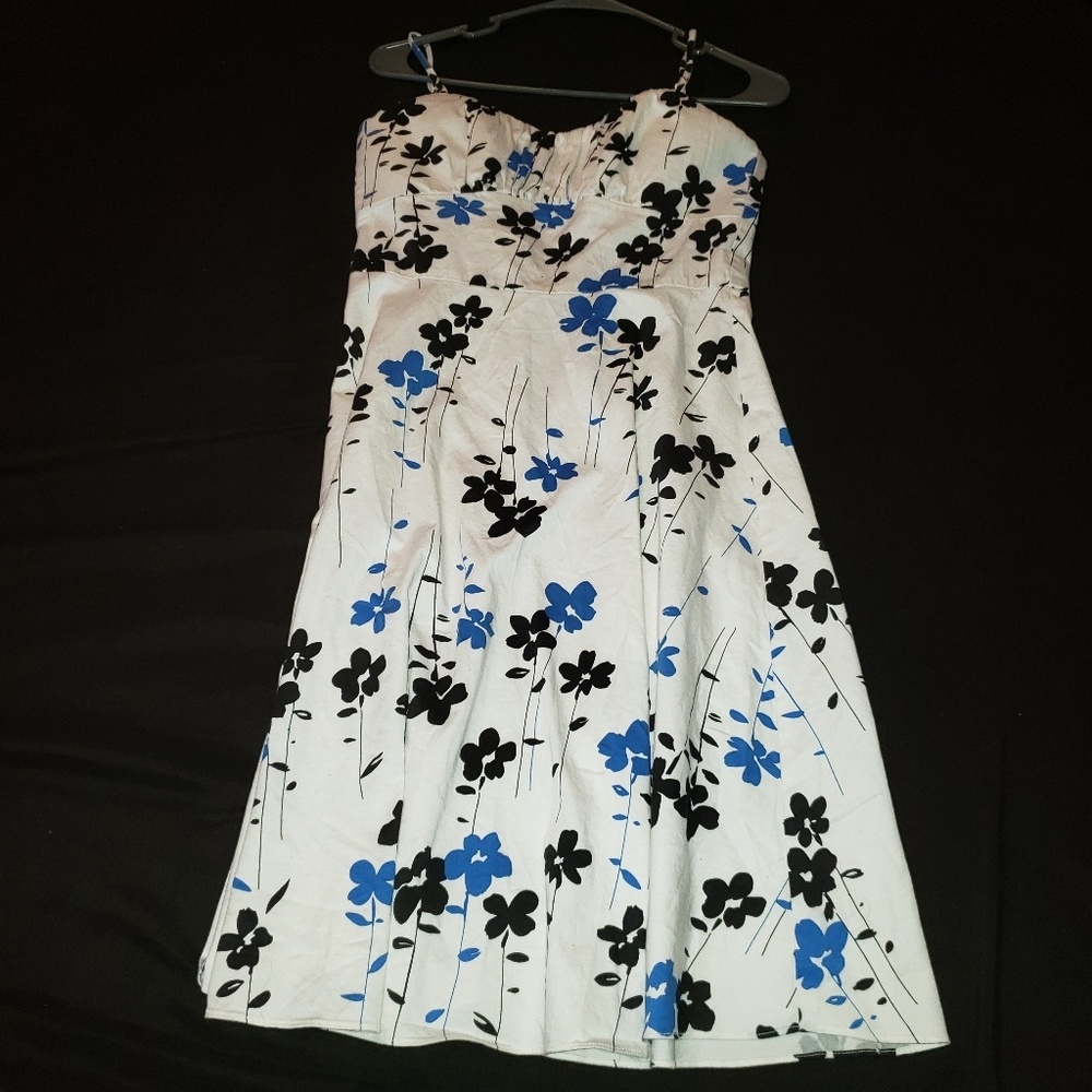 Size 6 Flower Dress